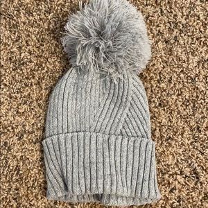 Women’s grey winter hat